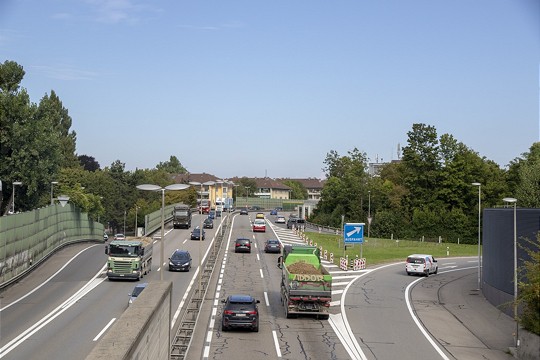  A6 Bern-Ostring mit Brücke über Freudenbergerplatz 