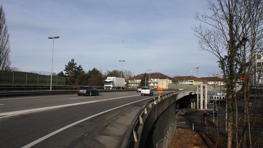  A6 Ostring Brücke über Freudenbergerplatz 