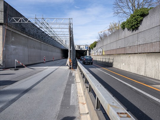  A6 Schutzwand Sonnenhoftunnel 